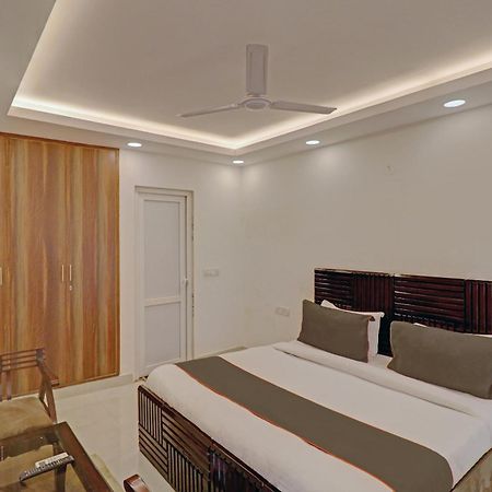 Collection O Spot Light Near Tughlakabad Station Metro Station Hotel Indraprast Ngoại thất bức ảnh