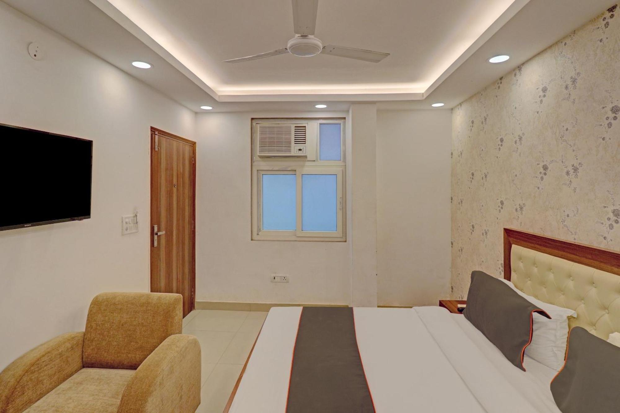 Collection O Spot Light Near Tughlakabad Station Metro Station Hotel Indraprast Ngoại thất bức ảnh